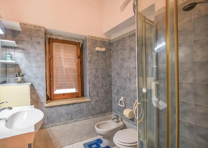 3 Bedroom Gorgeous In بيت للعطل *