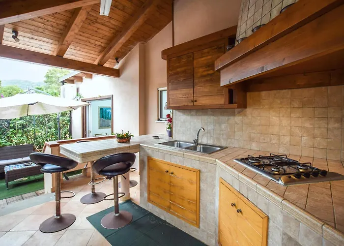 3 Bedroom Gorgeous In בית נופש