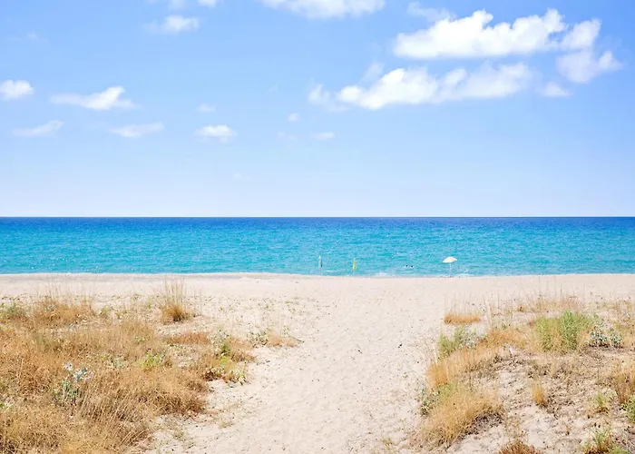 בית נופש 3 Bedroom Gorgeous In *